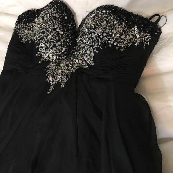 Black with silver detail prom dress - Picture 3 of 7